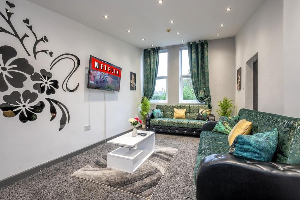 *f4gh For Your Relaxed & Cosy + Free Parking + Free Fast Wifi * Leeds (West Yorkshire)
