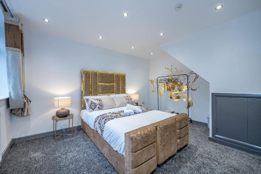 *f4gh For Your Relaxed & Cosy + Free Parking + Free Fast Wifi * Apartment Leeds (West Yorkshire)